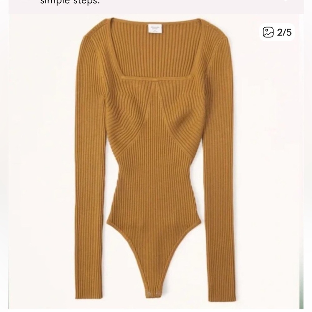 Abercrombie & Fitch Ribbed Square-Neck Long-Sleeve Bodysuit Mustard Gold XS